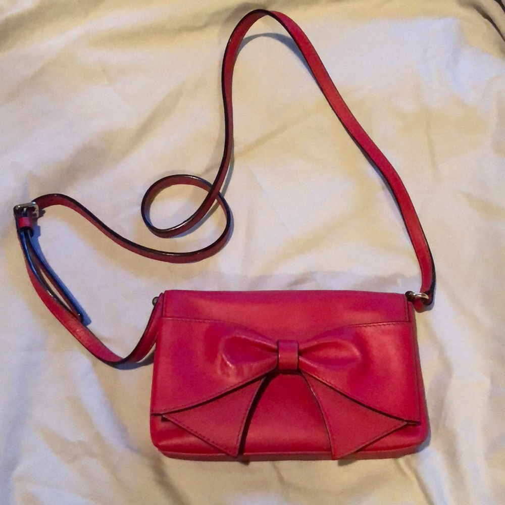 Red bow crossbody